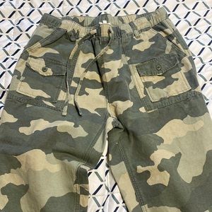 Camo pants